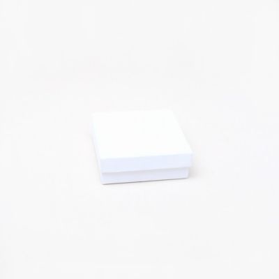 Necklace / Bracelet box. 9x9x3cm. White gift box.