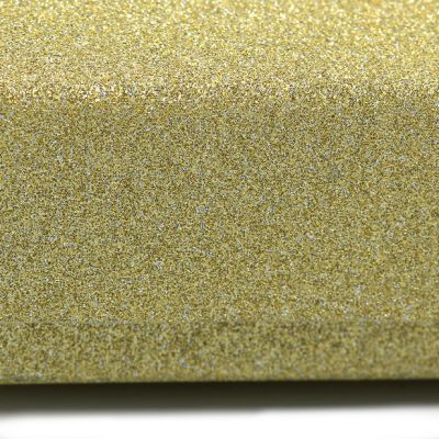 Size: 18x14x2.5cm Gold glitter gift box
