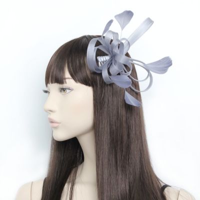 © Style Maisy. Silver looped fascinator on a side comb