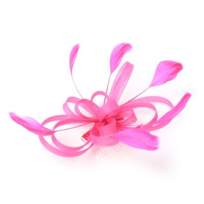 © Style Maisy. Fushcia looped fascinator on a side comb