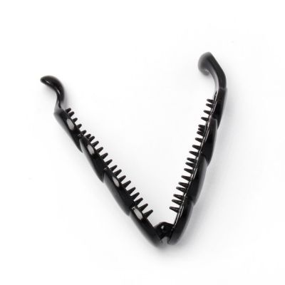 Black twisted style banana clip 11cm