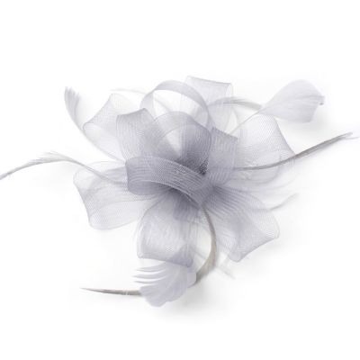 © Style Grace. Looped net fascinator on a comb