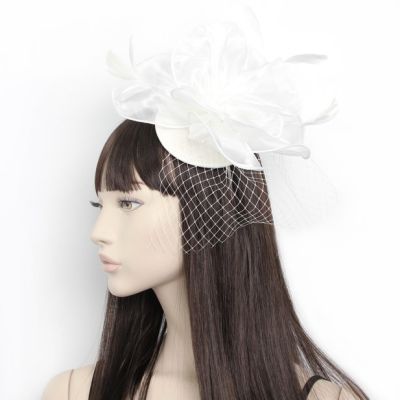 © Style Fleur. Cream chiffon fascinator on an aliceband