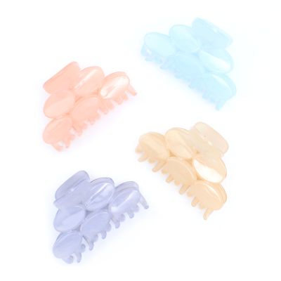Opaque pastel coloured clamp. 8cm