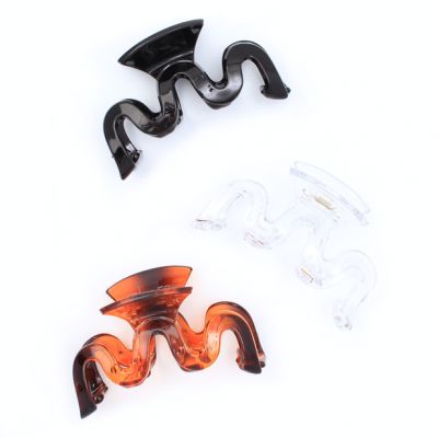 Waved style plastic clamp 9cm