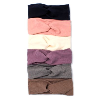 Soft twisted front bandeau