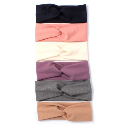 Soft twisted front bandeau