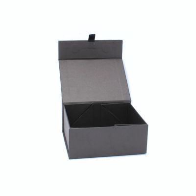14x12x6cm. Black fold flat gift box. Magnetic closure
