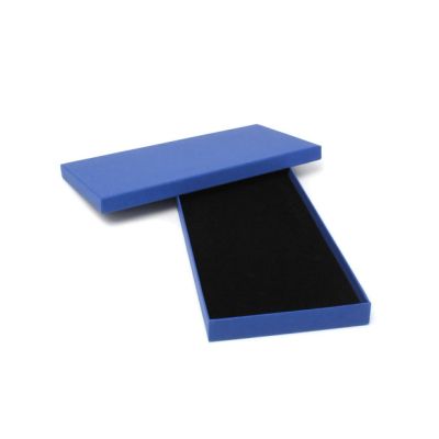 DL size. 22.5x11.5x2cm. Blue kraft gift box.