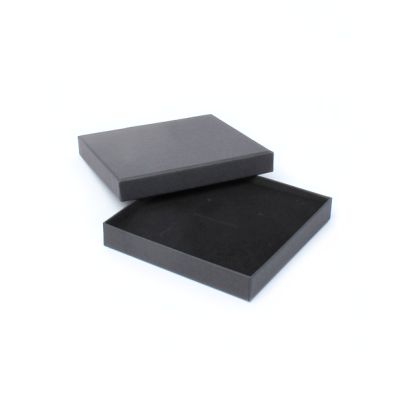 12x12x2cm. Black gift box.