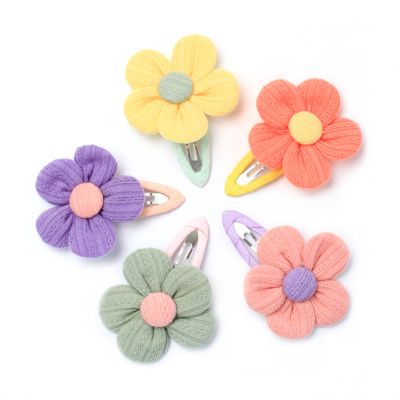 Card of 2 fabric flower sleepies 5cm