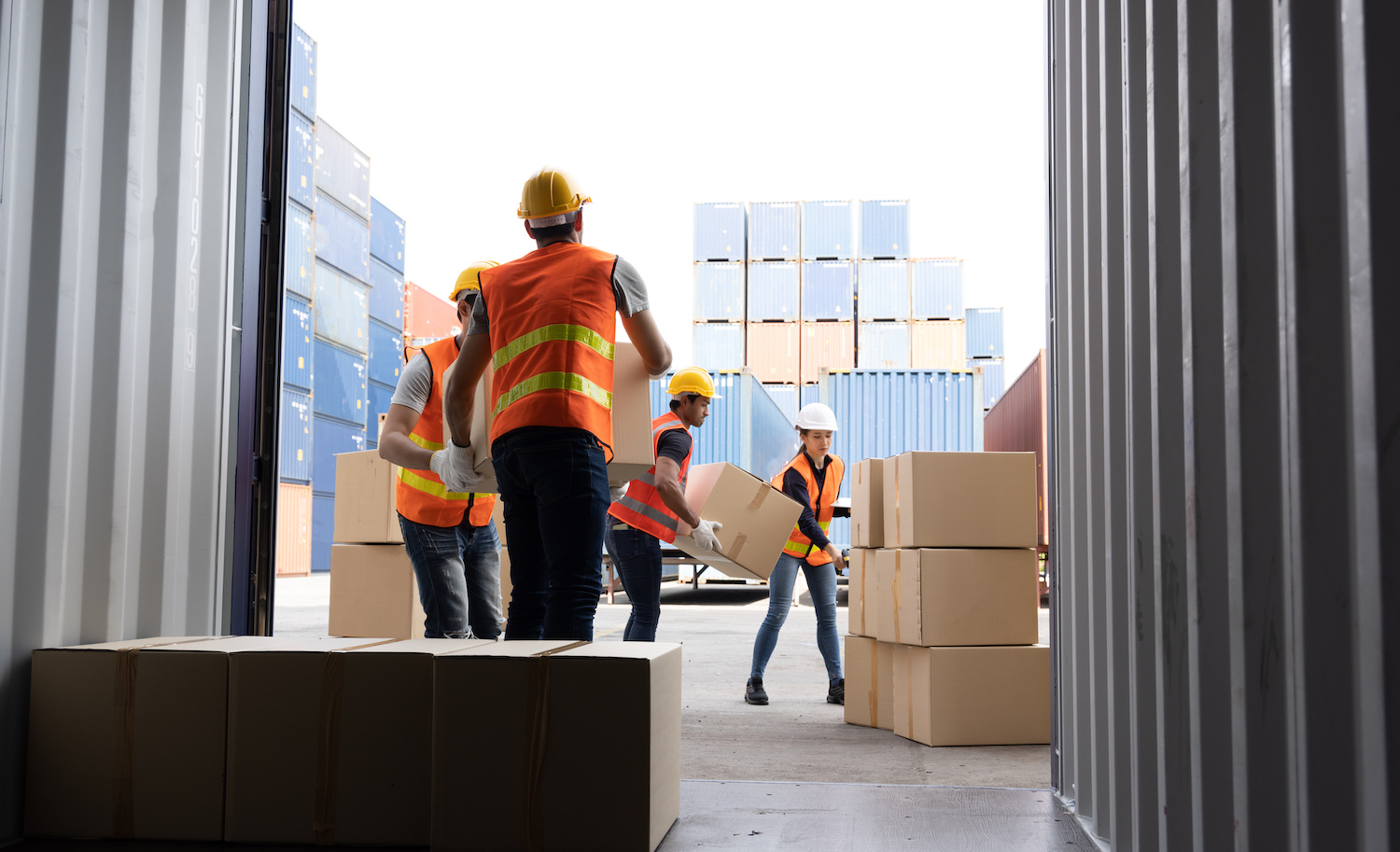 Stacking boxes in a container for shipping